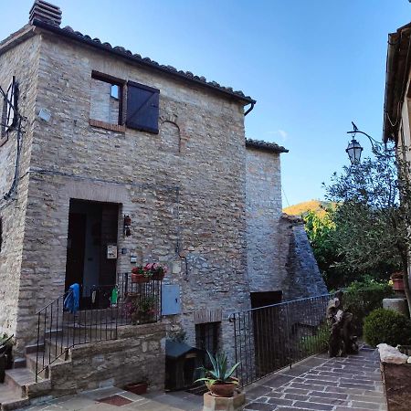 جينجا B&B Bivacco Frasassi Climbing & Trail Running House المظهر الخارجي الصورة