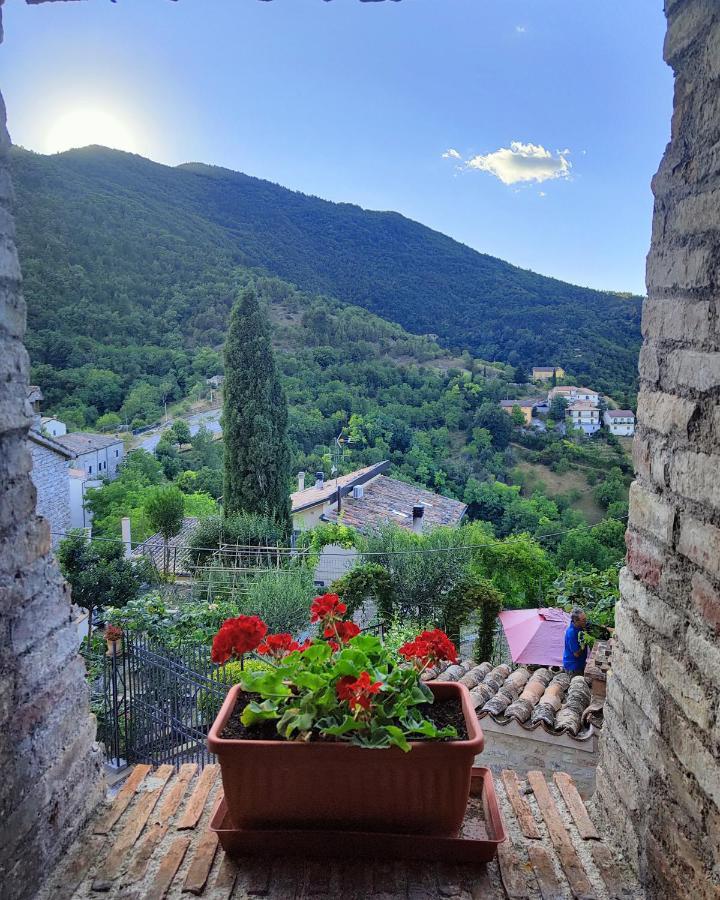 جينجا B&B Bivacco Frasassi Climbing & Trail Running House المظهر الخارجي الصورة