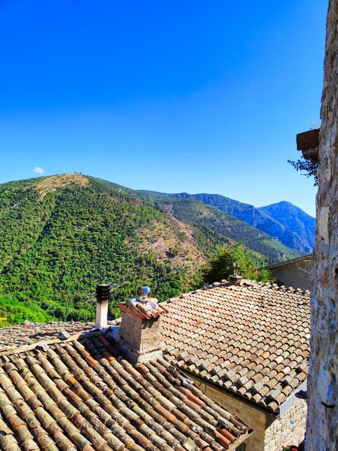 جينجا B&B Bivacco Frasassi Climbing & Trail Running House المظهر الخارجي الصورة